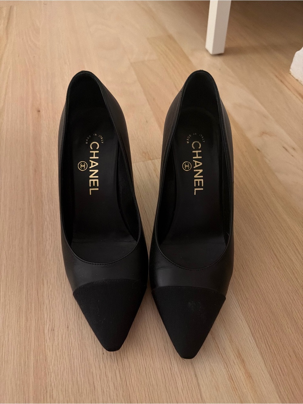 CHANEL Black Leather and Fabric Pointed Toe Pumps